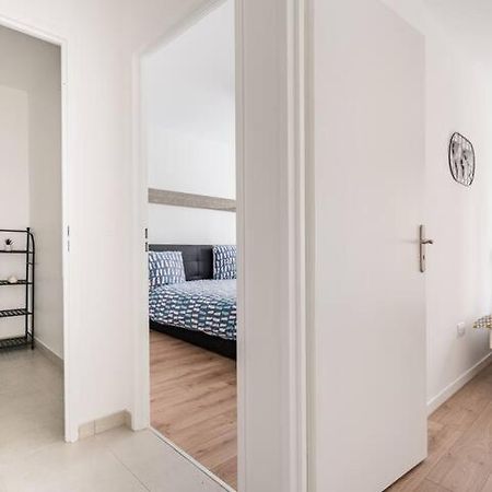 Home-Like Apartment Near Disneyland 谢西 外观 照片
