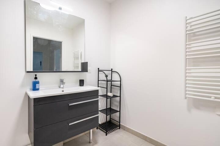 Home-Like Apartment Near Disneyland 谢西 外观 照片